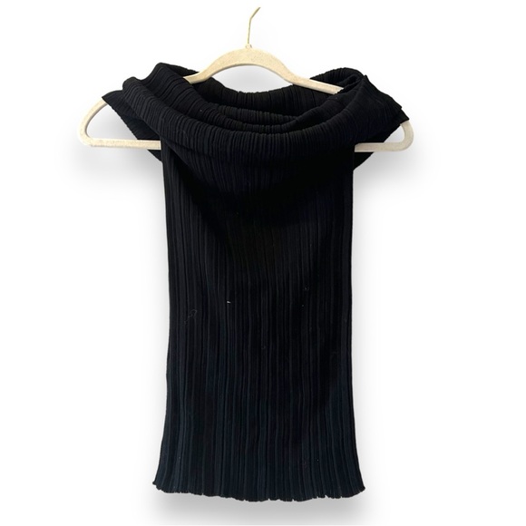 Nina Ricci Paris Black Cowlneck Sleeveless Top - Picture 2 of 3